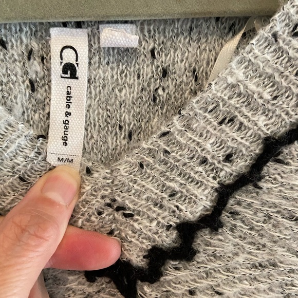 Cable & Gauge chunky knit sweater, Size M, black and gray - Picture 3 of 6